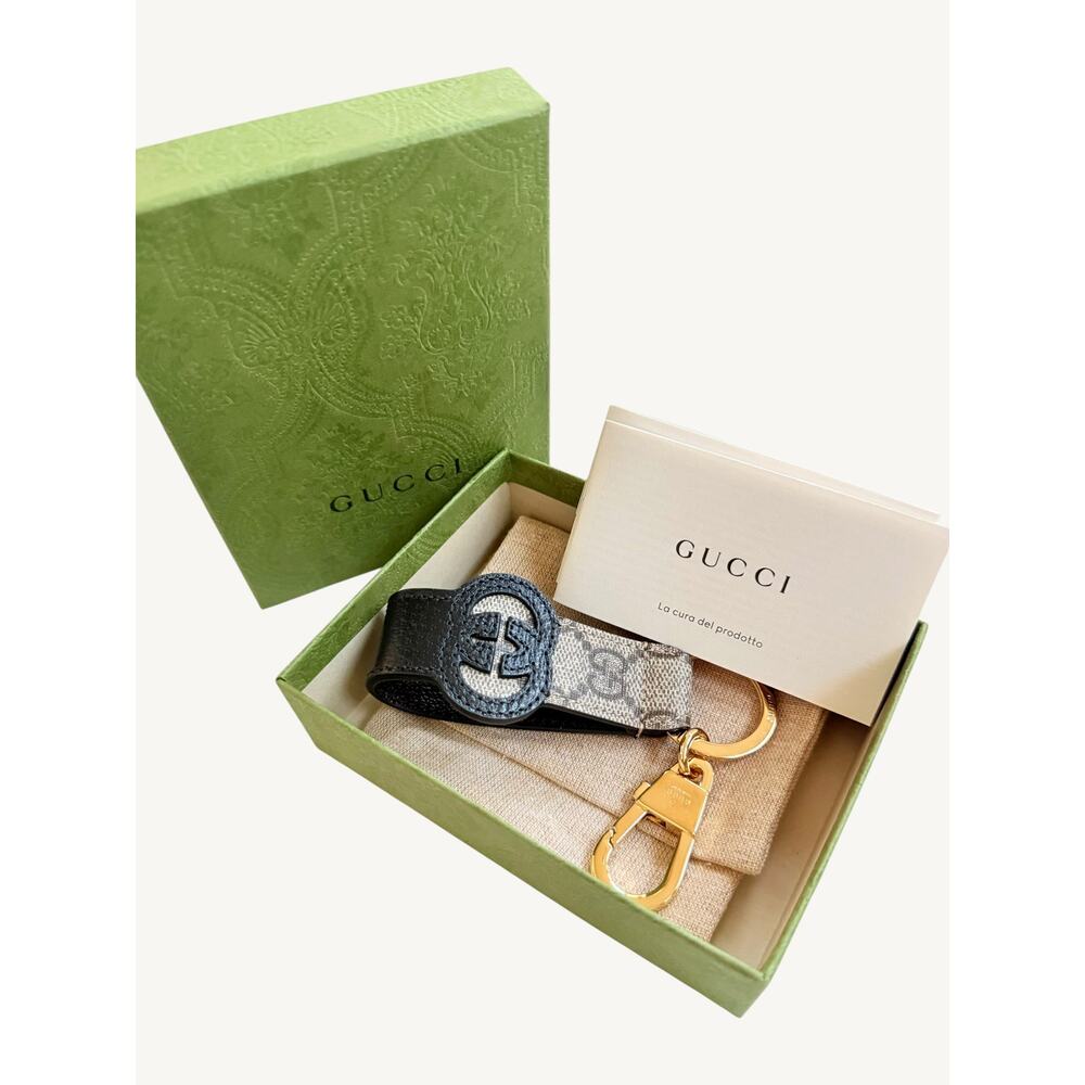 Gucci Interlocking G Keychain Ring Bag Charm GG Supreme Black Leather 701432 NIB - Picture 3 of 14